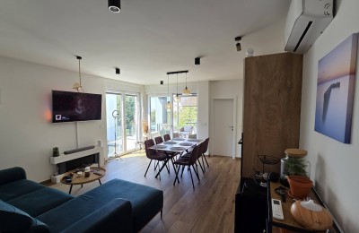 Moderno appartamento con vista mare a Cittanova