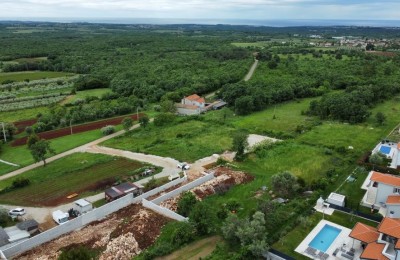 Građevinsko zemljište s idejnim projektom – Višnjan