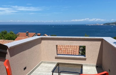 Kuća sa 3 stana na Crvenom vrhu – Umag