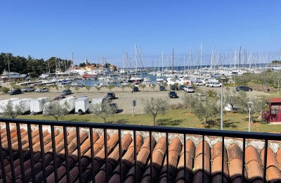 Wohnung mit wunderschönem Meerblick und Jachthafen - Novigrad