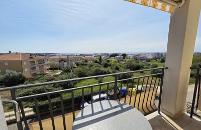 Appartamento con splendida vista mare a Novigrad